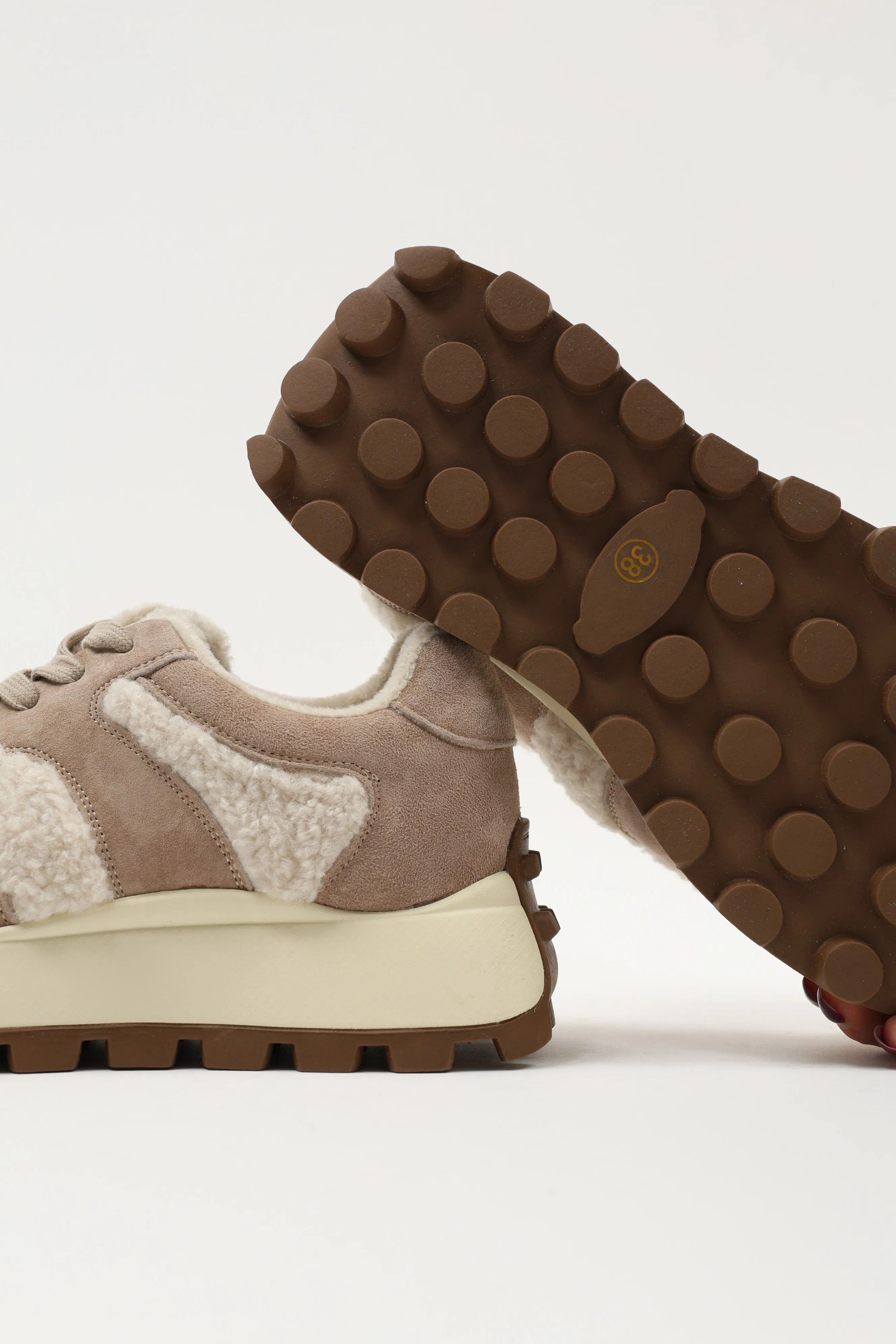 Ismini Beige