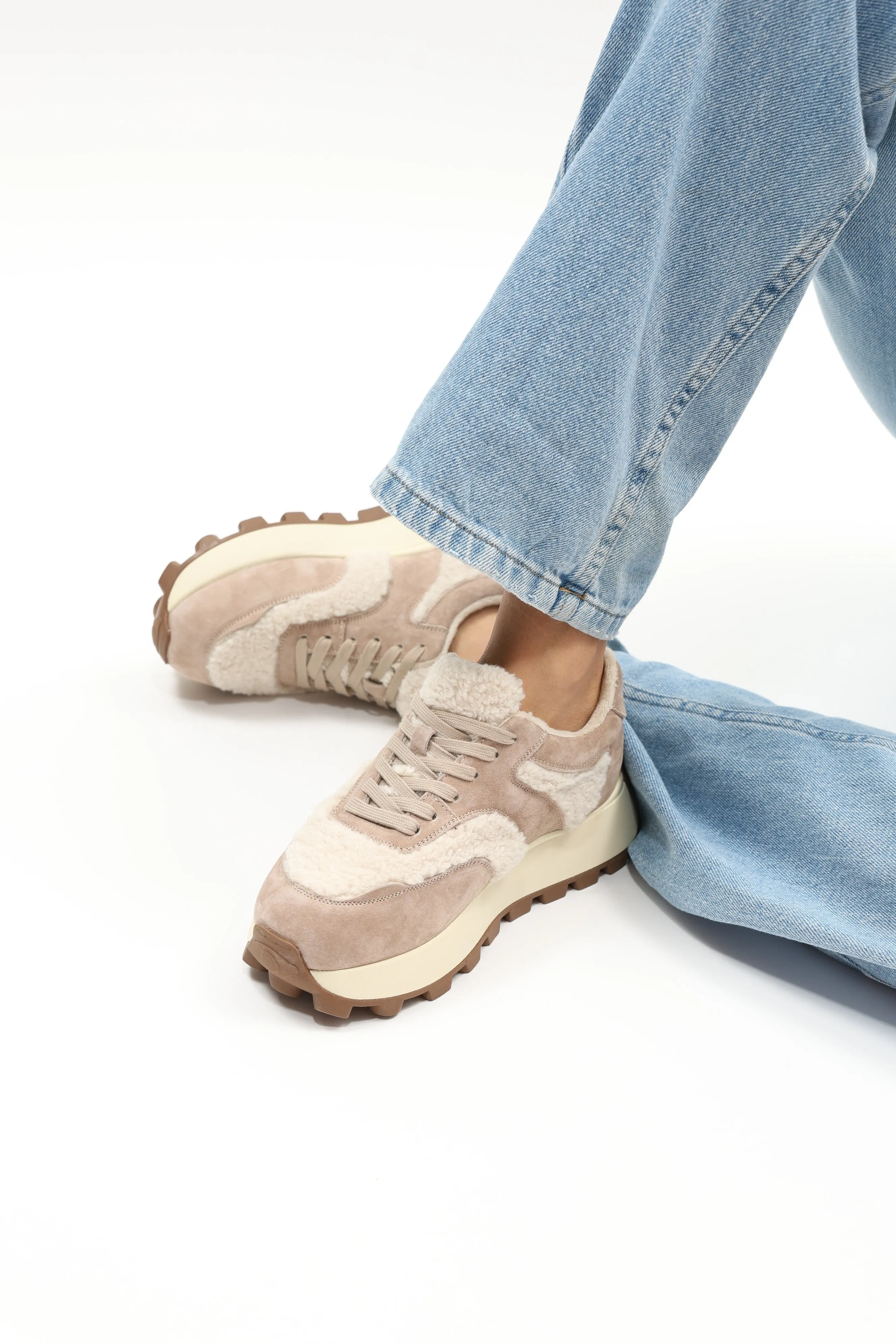 Ismini Beige