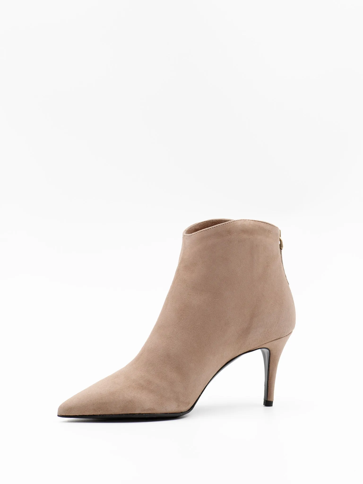 Round topline ankle boots in beige suede